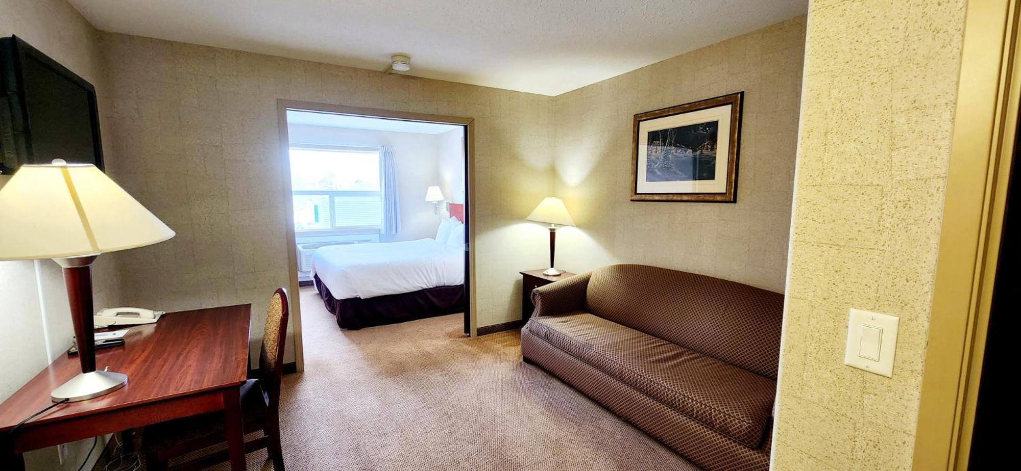 Hotel Park Hill & *